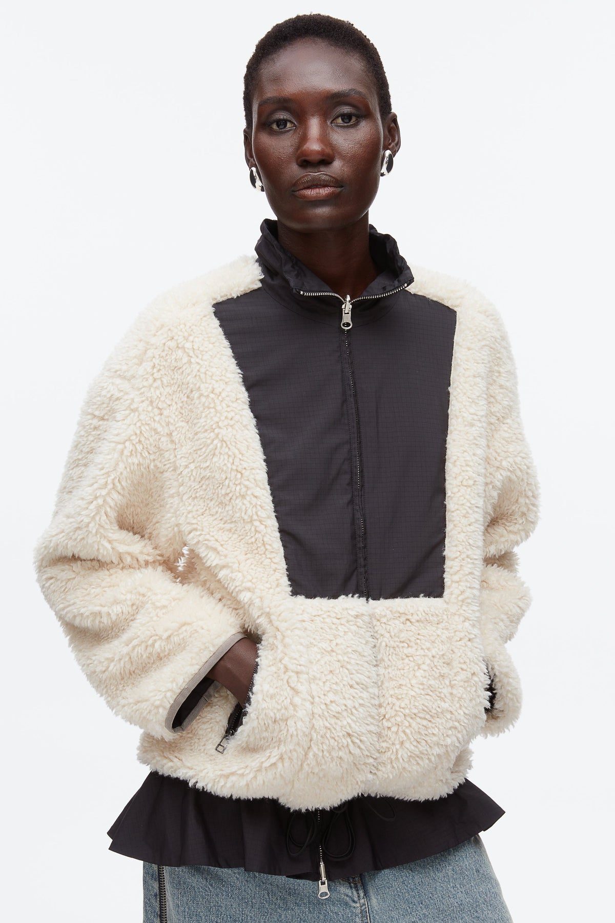 Flounce Hem Sherpa Jacket Natural-Blk