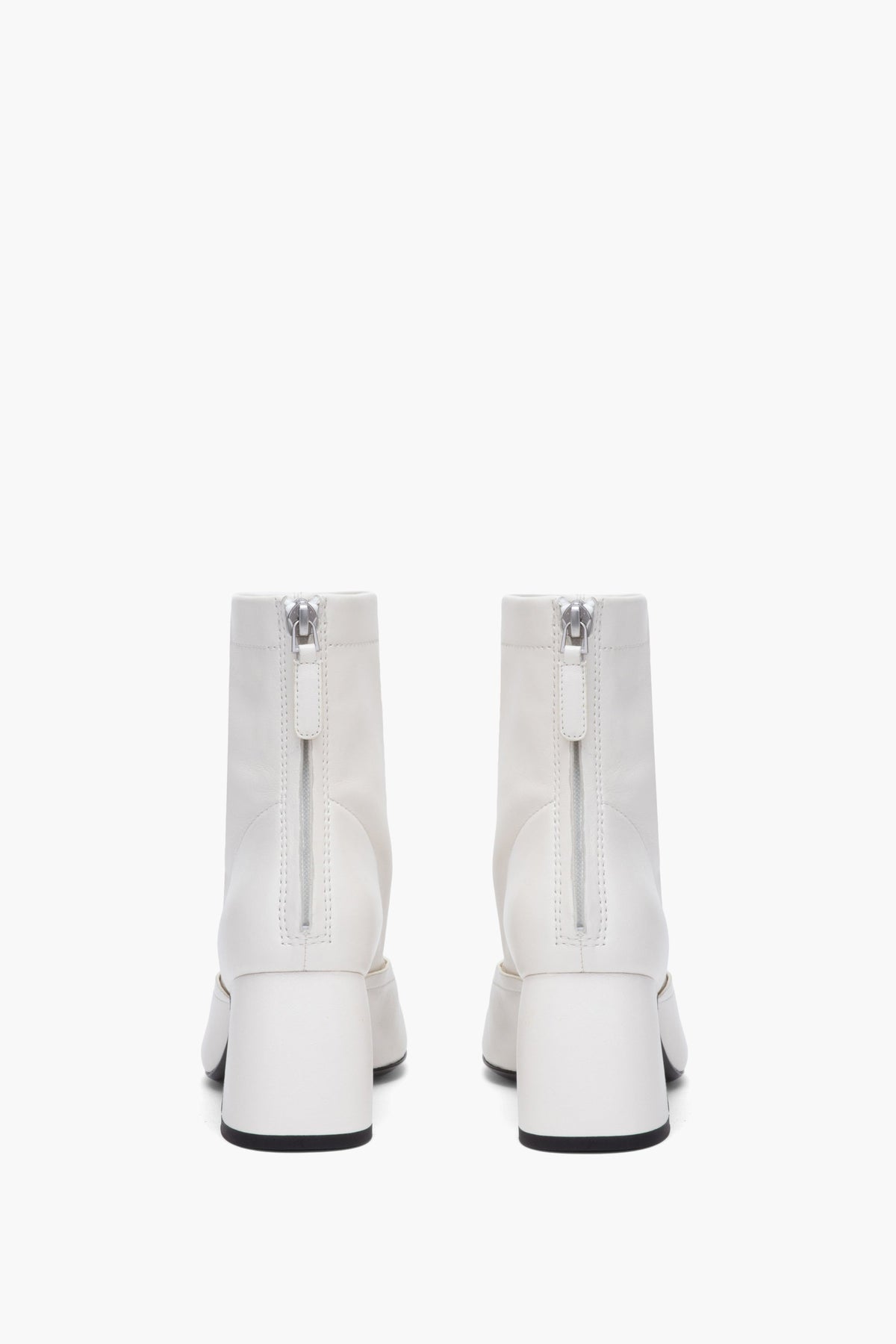 ID Soft Boot Ant. White