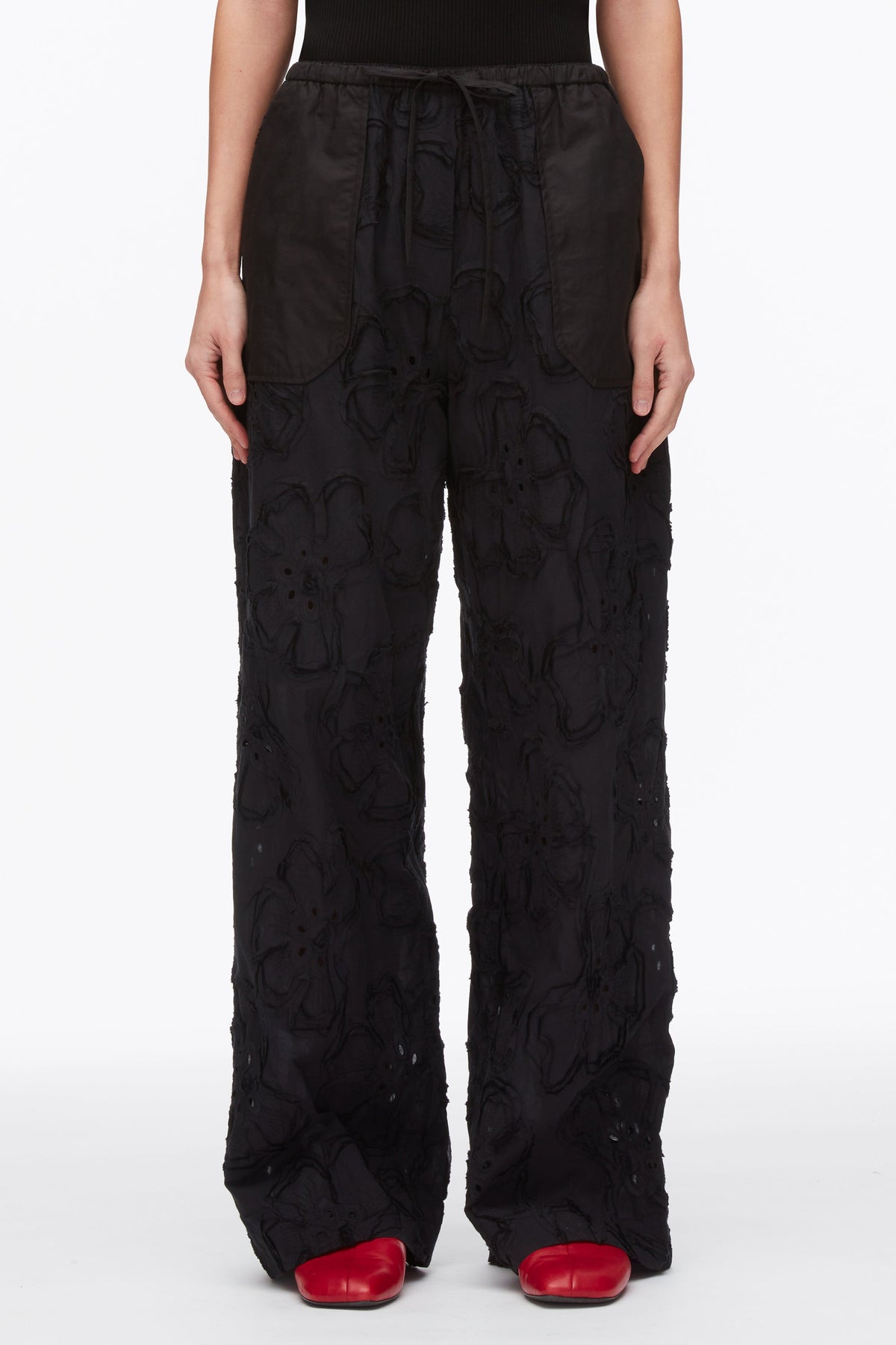 Embroidered Straight Leg Pull On Pants Black