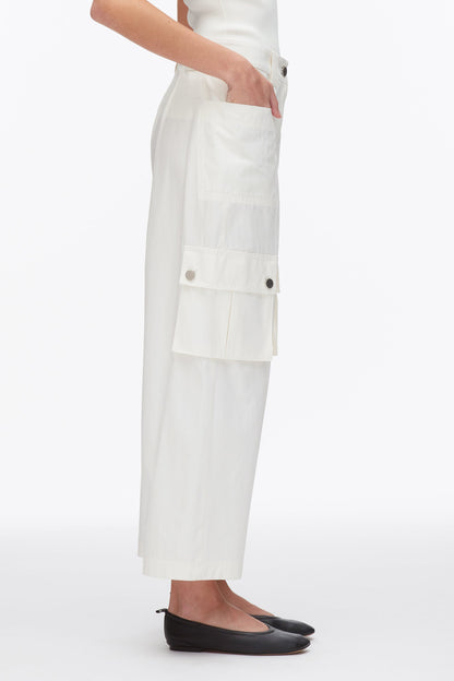 Two-Toned Cropped Cargo Pants Tofu