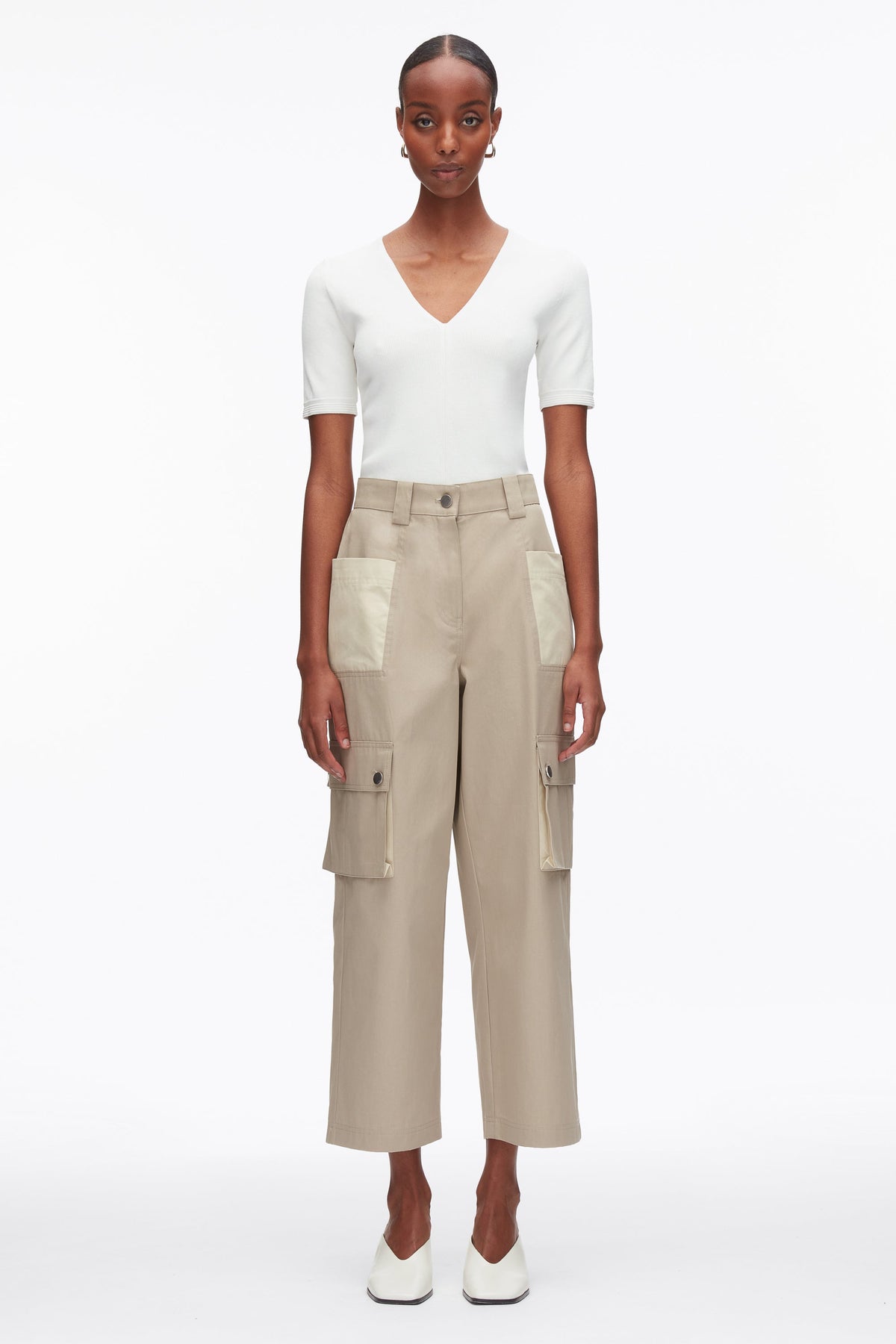 Two-Toned Cropped Cargo Pants Khaki-Birch