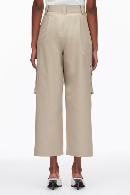 Two-Toned Cropped Cargo Pants Khaki-Birch