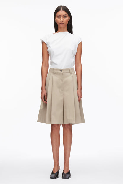 Two-Toned Wide Pleated Shorts Khaki-Birch