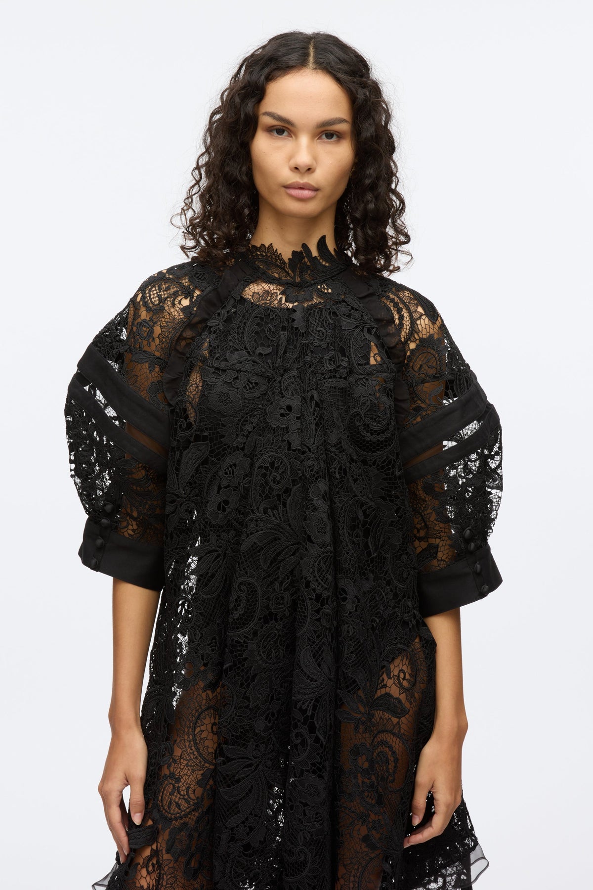 Embroidered Lace Handkerchief Dress Blk Multi
