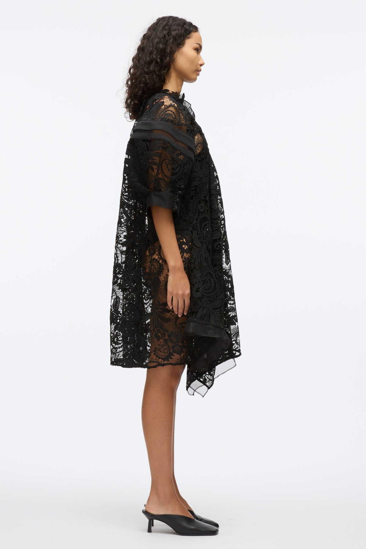 Embroidered Lace Handkerchief Dress Blk Multi