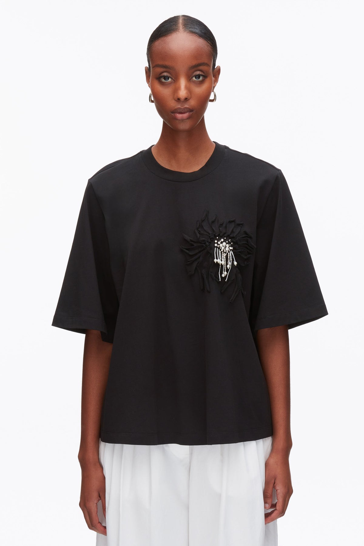 Trapeze T-Shirt with Floral Appliqué Black
