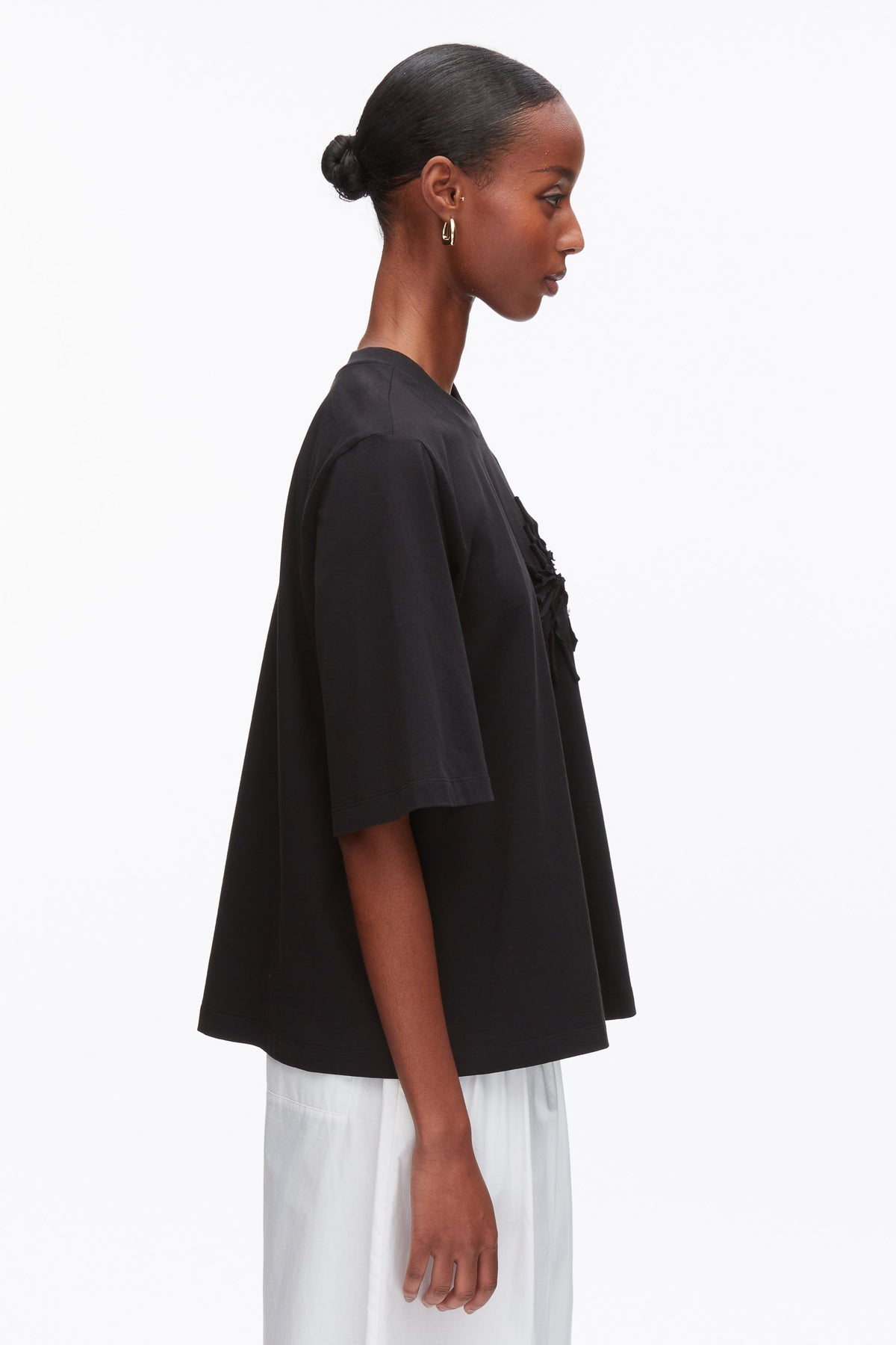 Trapeze T-Shirt with Floral Appliqué Black
