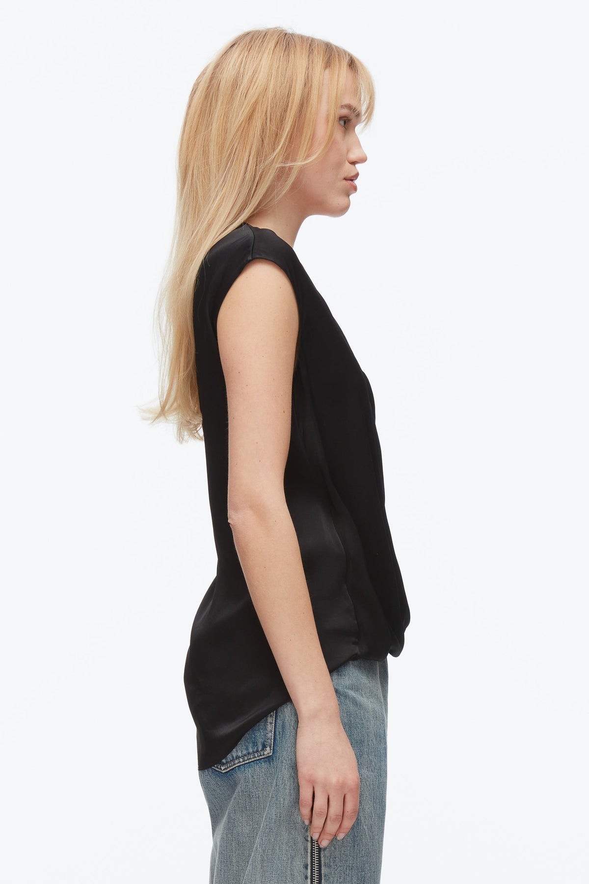Soft Drape Sleeveless Blouse Black