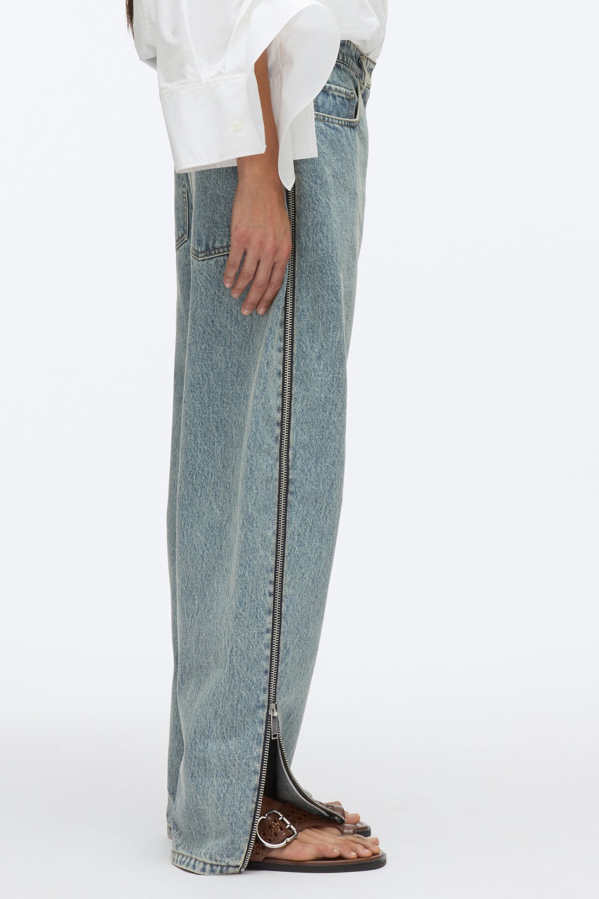 Curve Denim Petite Pant with Zippers Washed Indigo