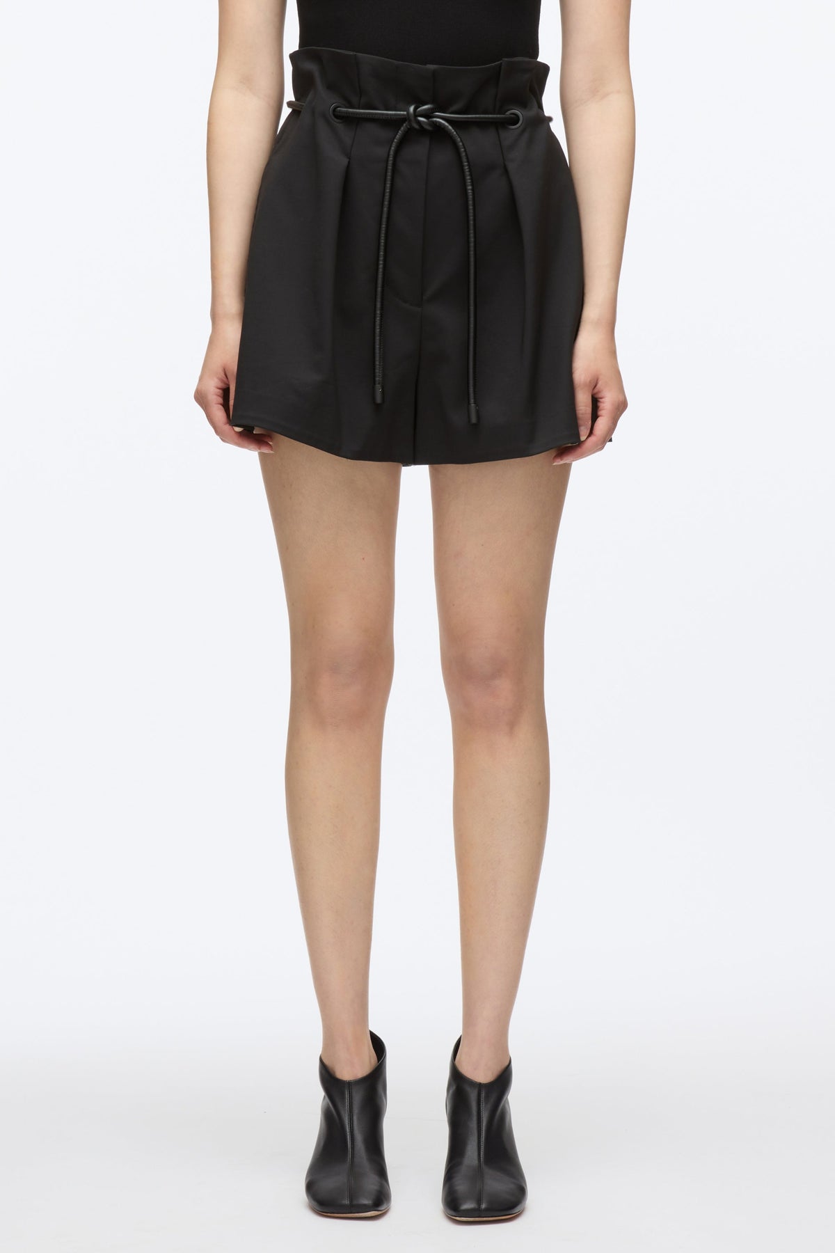 Origami Pleated Shorts Black