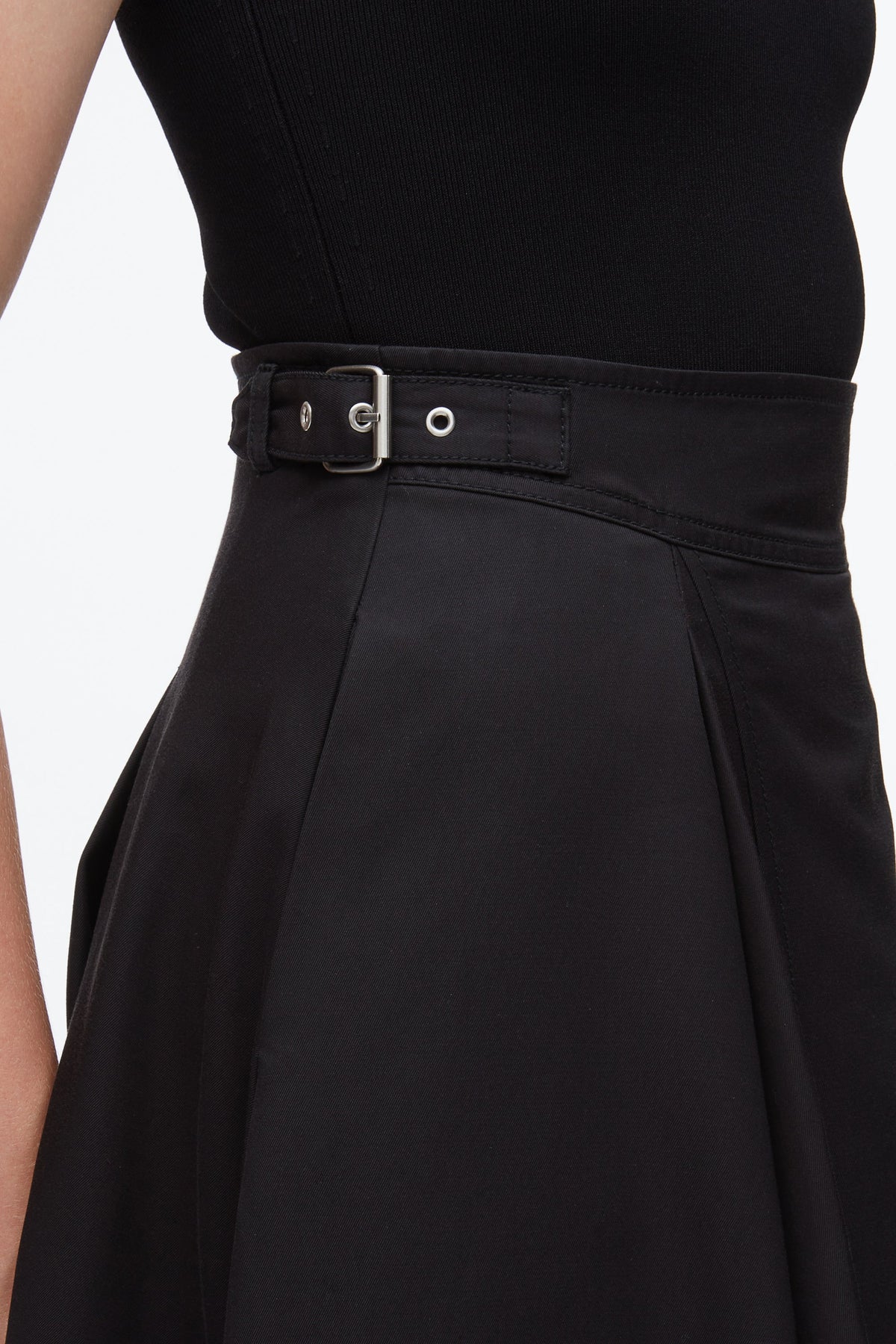 Pleated Utility Skirt Black