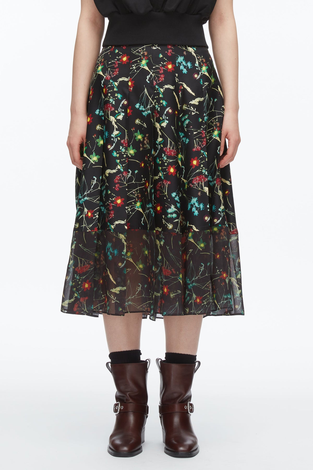 Bliss Floral Pleated Skirt Black Multi