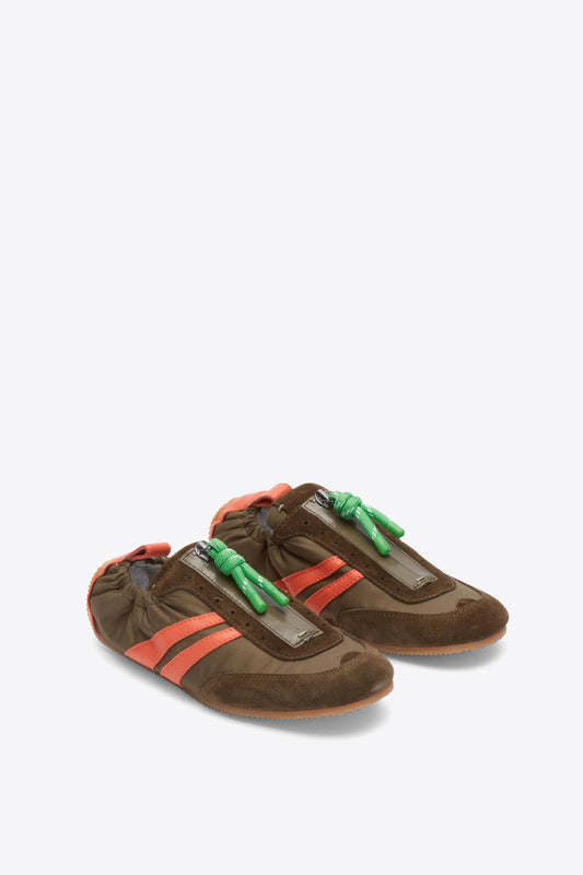 On the Go Sneaker Caper