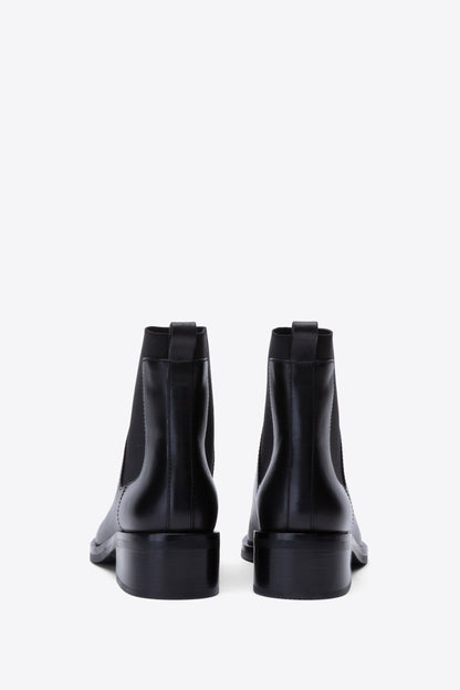Alexa Chelsea Boots Black